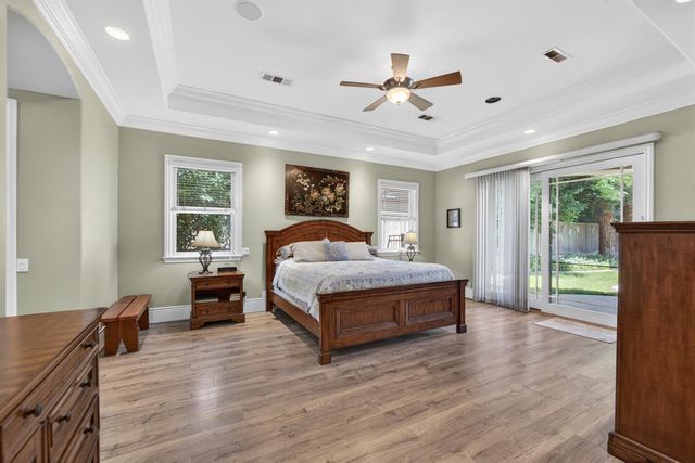 9569 De La Rosa Pl, Elk Grove, CA 95758