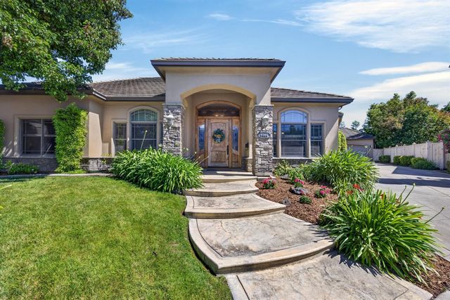 9569 De La Rosa Pl, Elk Grove, CA 95758