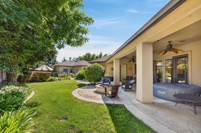 9569 De La Rosa Pl, Elk Grove, CA 95758