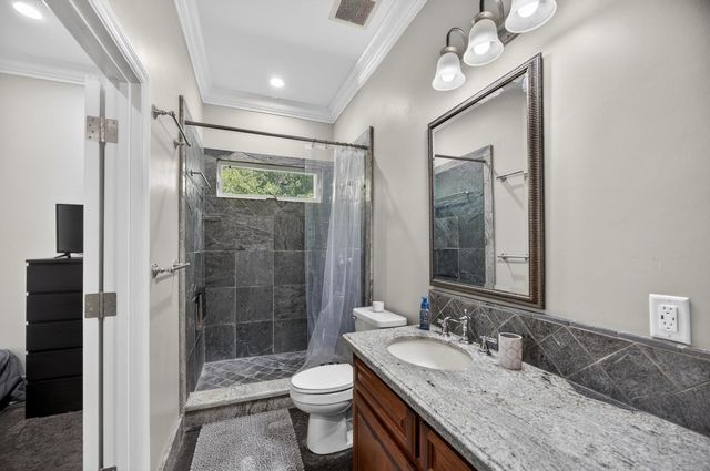 9569 De La Rosa Pl, Elk Grove, CA 95758