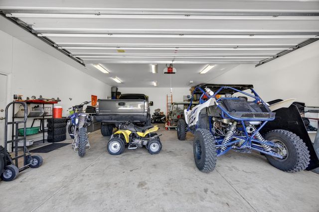 9569 De La Rosa Pl, Elk Grove, CA 95758