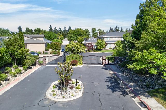 9569 De La Rosa Pl, Elk Grove, CA 95758