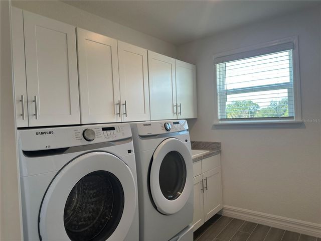 254 BURNEY RD, Osprey, FL 34229