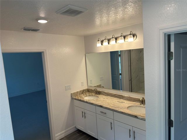 254 BURNEY RD, Osprey, FL 34229