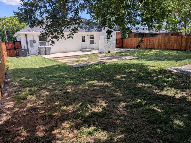 1337 ADELAIDE Drive, Dallas, TX 75216