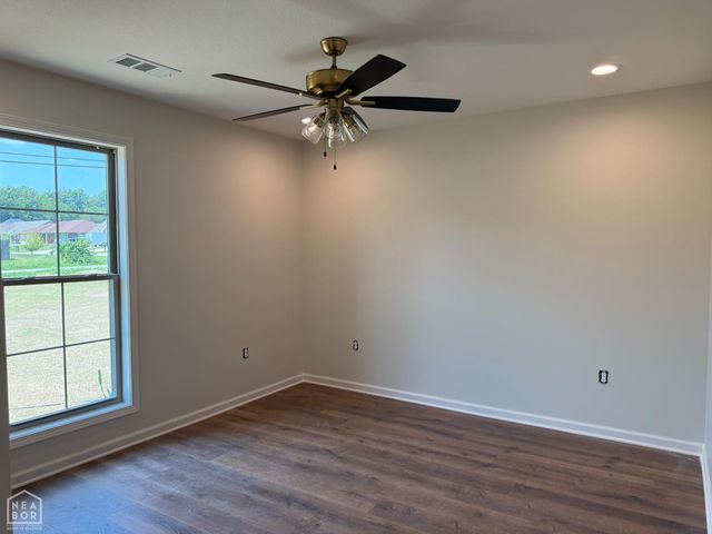 2308 S 20th Street, Paragould, AR 72450