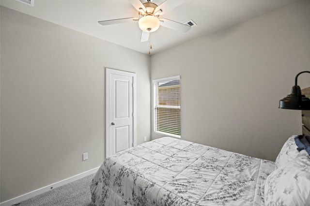 226 Orchard Laurel Drive, Alvin, TX 77511