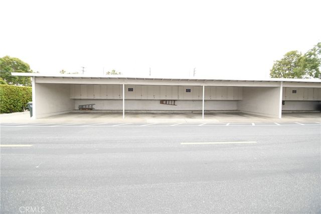 1842 Thunderbird Drive 1A, Seal Beach, CA 90740