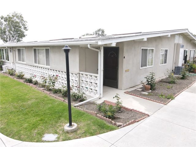 1842 Thunderbird Drive 1A, Seal Beach, CA 90740