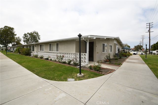 1842 Thunderbird Drive 1A, Seal Beach, CA 90740