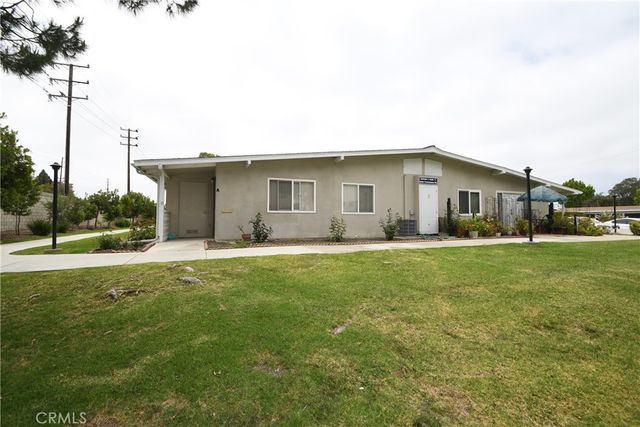1842 Thunderbird Drive 1A, Seal Beach, CA 90740