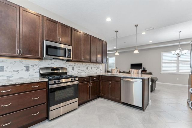 193 OLD MOSS CIRCLE, Deland, FL 32724