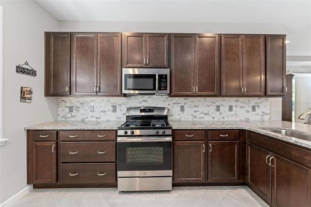 193 OLD MOSS CIRCLE, Deland, FL 32724