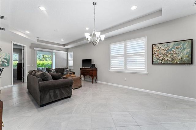 193 OLD MOSS CIRCLE, Deland, FL 32724