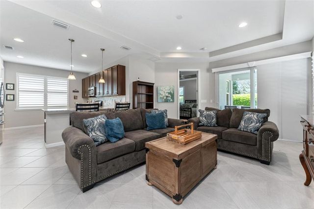 193 OLD MOSS CIRCLE, Deland, FL 32724