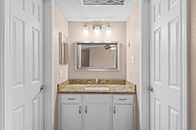 250 El Dorado Boulevard 121, Houston, TX 77598