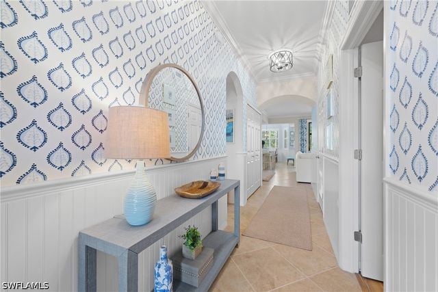 9715 Acqua CT 116, Naples, FL 34113