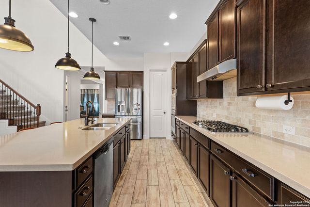 12109 Merritt Villa, San Antonio, TX 78253