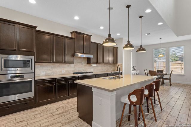 12109 Merritt Villa, San Antonio, TX 78253