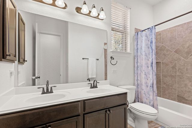 12109 Merritt Villa, San Antonio, TX 78253