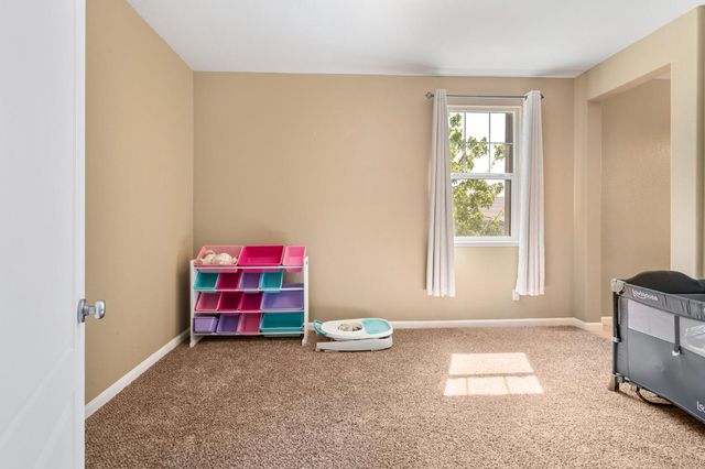 2317 Mathar Dr, Manteca, CA 95337