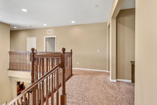 2317 Mathar Dr, Manteca, CA 95337