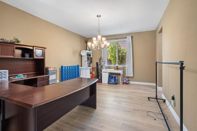 2317 Mathar Dr, Manteca, CA 95337