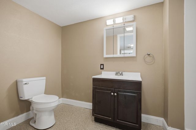 1516 Rock Rose Road, Bristol, TN 37620