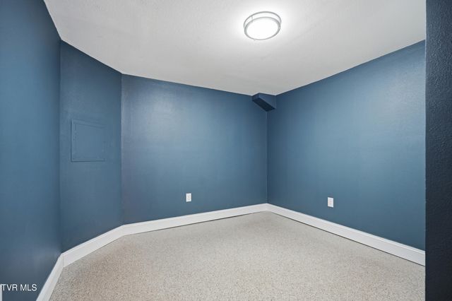 1516 Rock Rose Road, Bristol, TN 37620