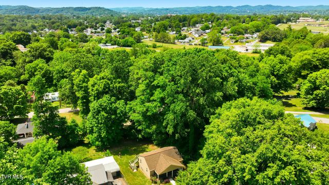1516 Rock Rose Road, Bristol, TN 37620