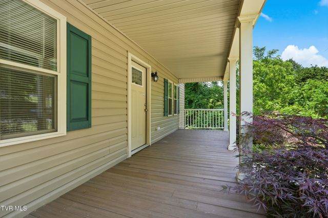 1516 Rock Rose Road, Bristol, TN 37620