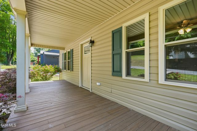1516 Rock Rose Road, Bristol, TN 37620