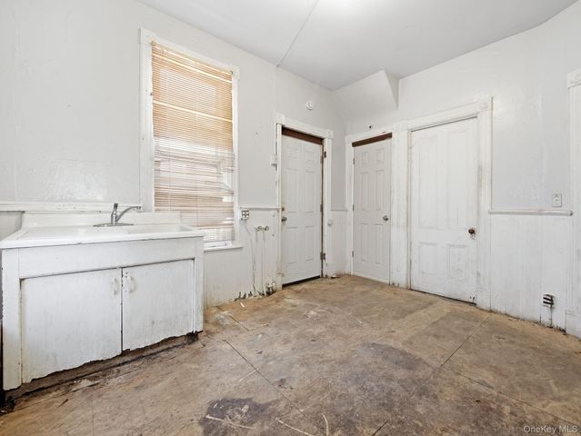 36 Liberty Street, Newburgh, NY 12550