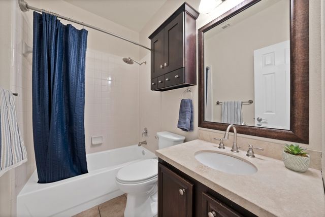 1348 Dallshan Drive, Carrollton, TX 75007