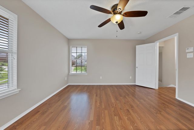 1348 Dallshan Drive, Carrollton, TX 75007