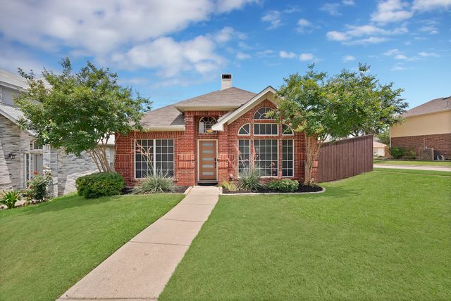 1348 Dallshan Drive, Carrollton, TX 75007