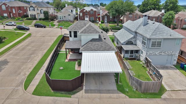 1348 Dallshan Drive, Carrollton, TX 75007