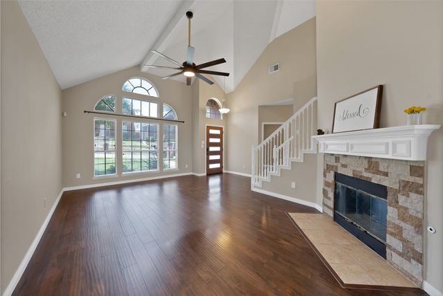 1348 Dallshan Drive, Carrollton, TX 75007