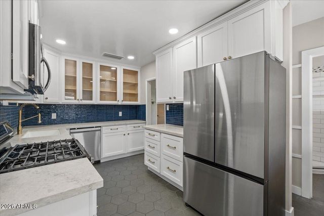 4517 N 10TH Avenue, Phoenix, AZ 85013