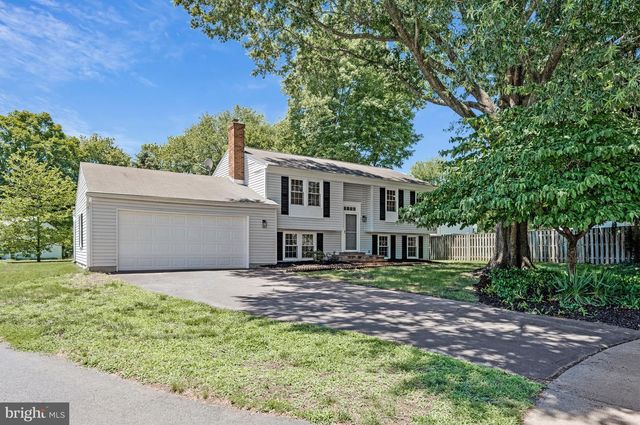12809 BEXHILL CT, Herndon, VA 20171