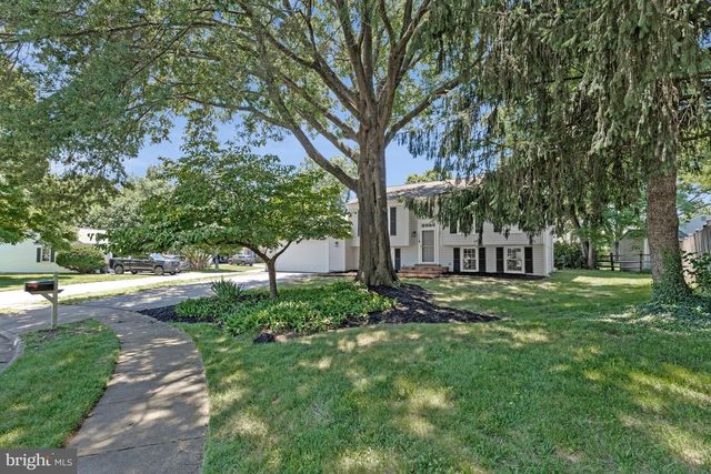 12809 BEXHILL CT, Herndon, VA 20171