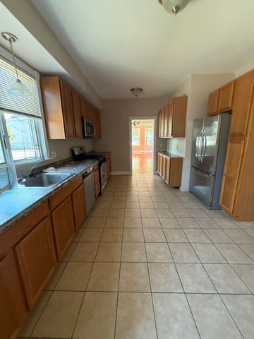 158 Highland Ave 1, Winthrop, MA 02152