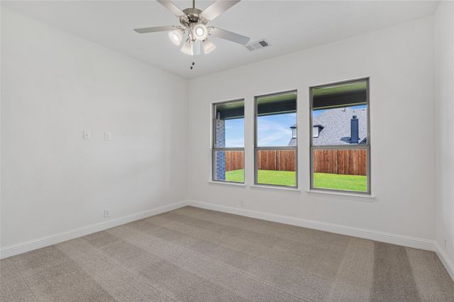 2136 Spyglass Drive, Royse City, TX 75189