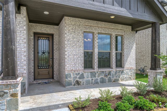 2136 Spyglass Drive, Royse City, TX 75189