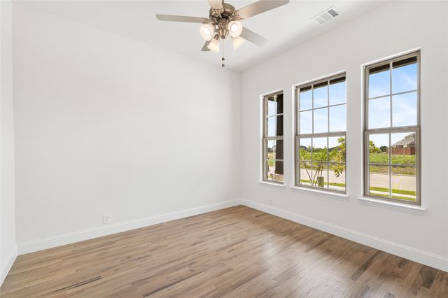 2136 Spyglass Drive, Royse City, TX 75189