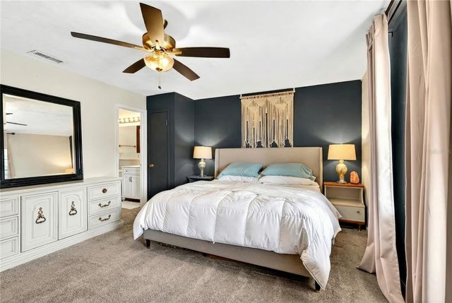 4390 NE 2ND COURT, Ocala, FL 34479