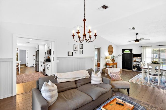 4390 NE 2ND COURT, Ocala, FL 34479