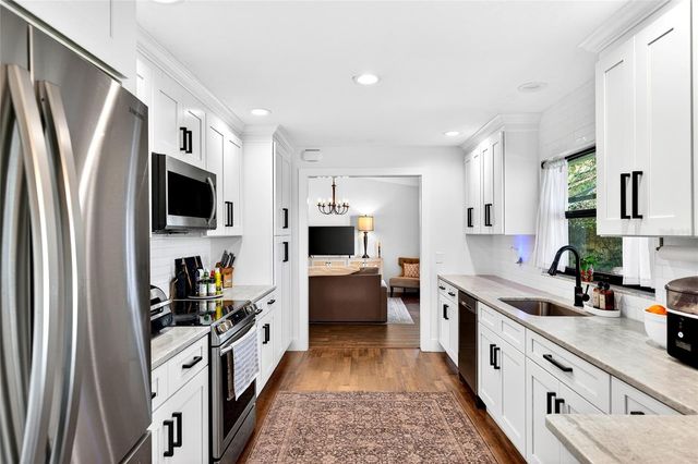 4390 NE 2ND COURT, Ocala, FL 34479