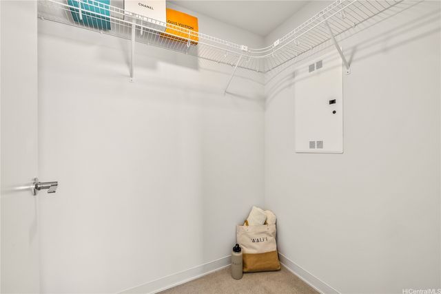 987 Queen Street 3517, Honolulu, HI 96814