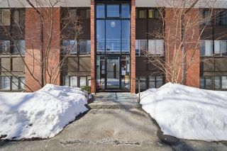 1 Longwood Dr 5 (109), Andover, MA 01810